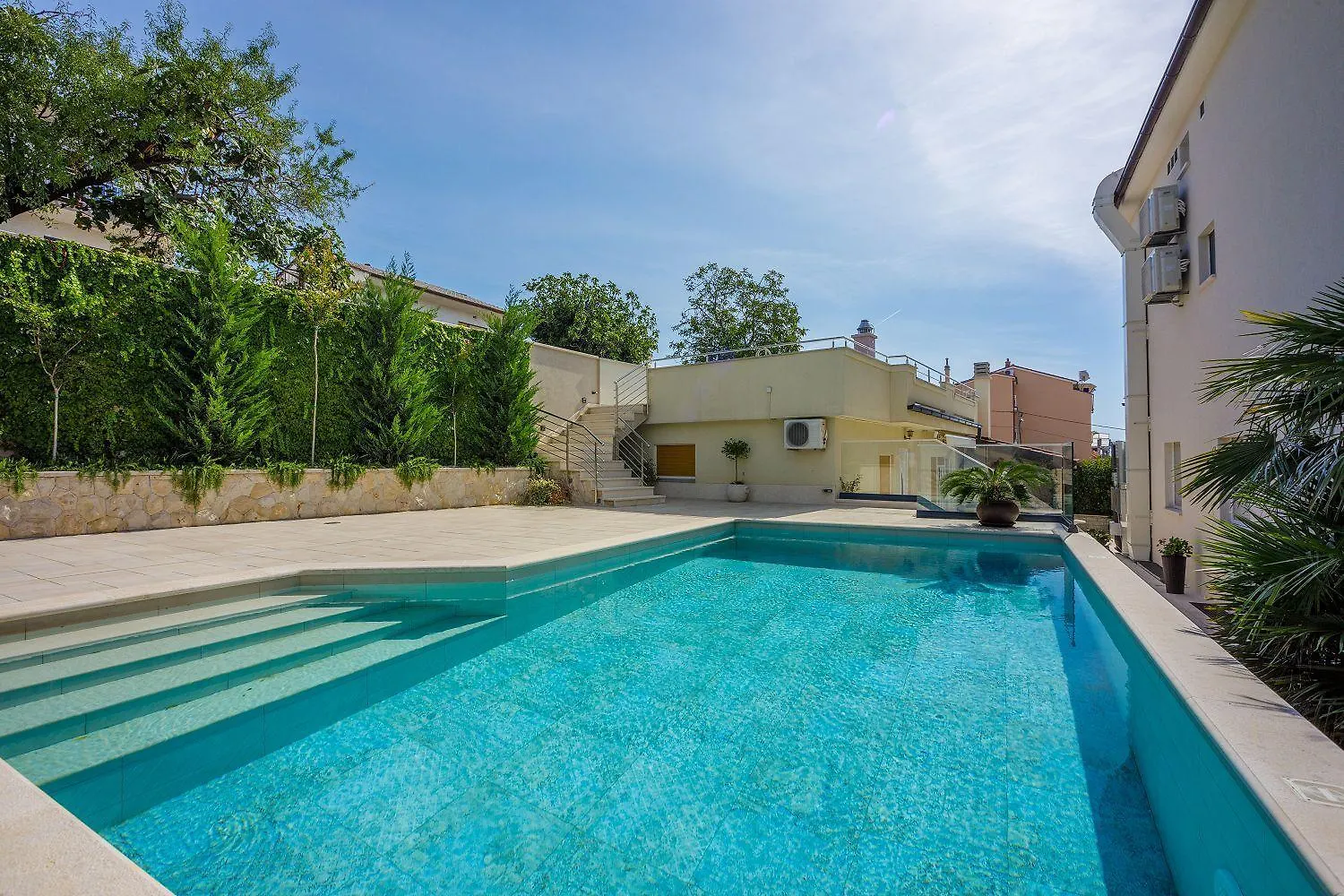 Beeindruckendes Apartment Nur 500 Meter Zum Strand Mit Meerblick, Sauna, Gym, Pool Crikvenica