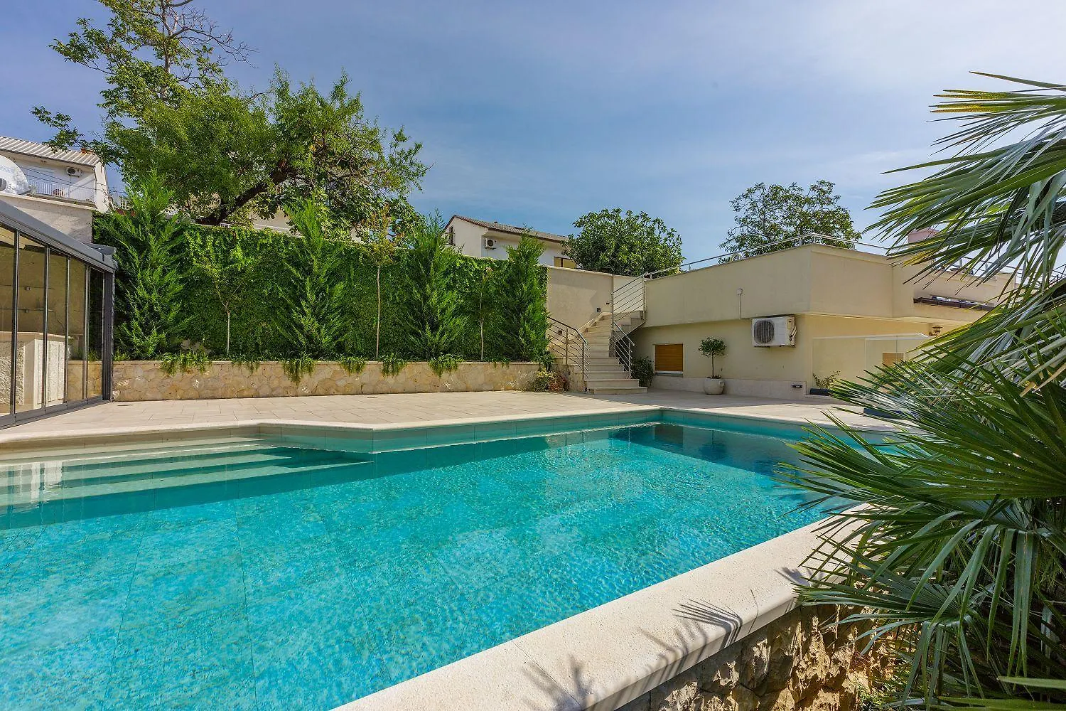 Beeindruckendes Apartment Nur 500 Meter Zum Strand Mit Meerblick, Sauna, Gym, Pool Crikvenica