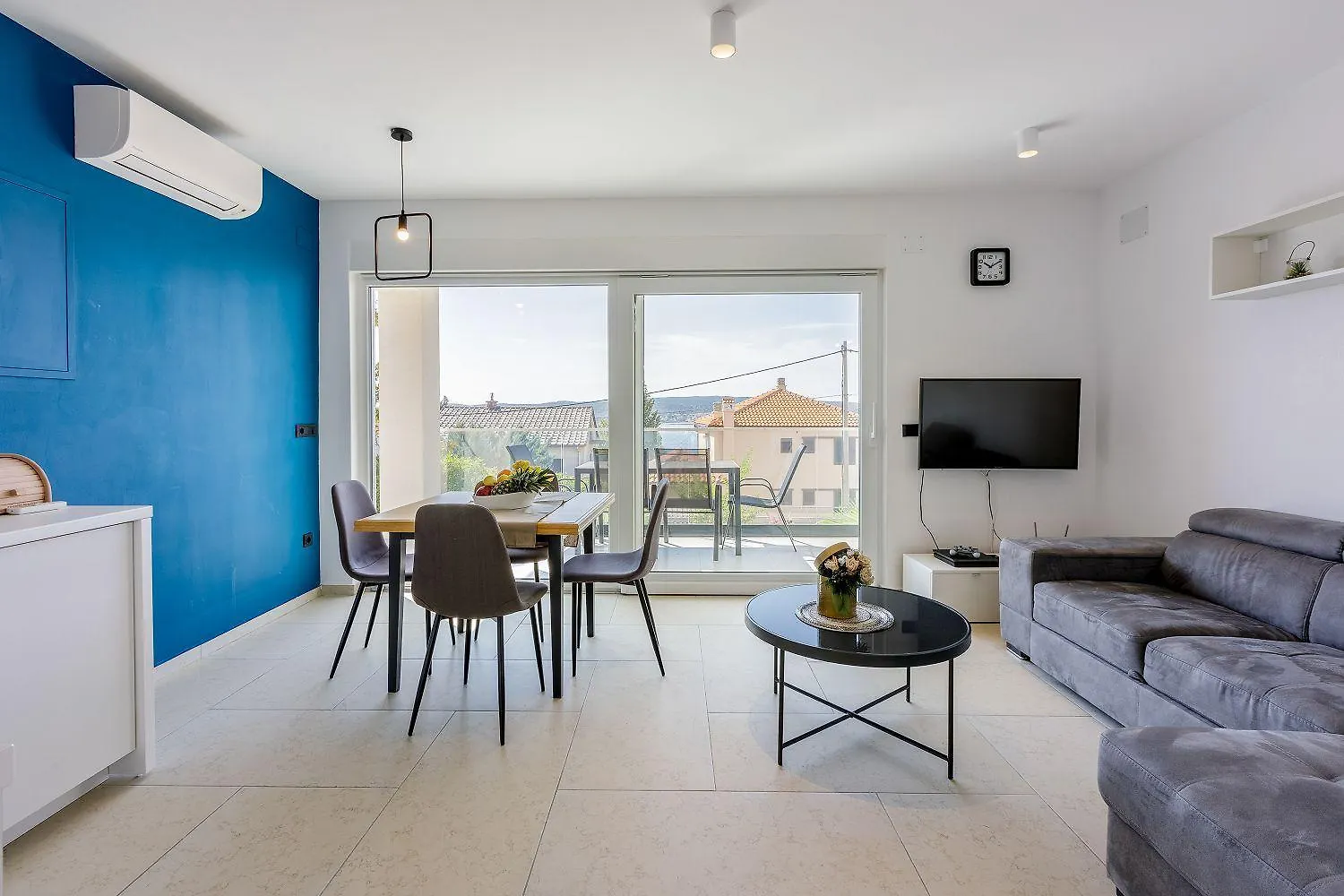 Beeindruckendes Apartment Nur 500 Meter Zum Strand Mit Meerblick, Sauna, Gym, Pool Crikvenica 0*,  Croatia
